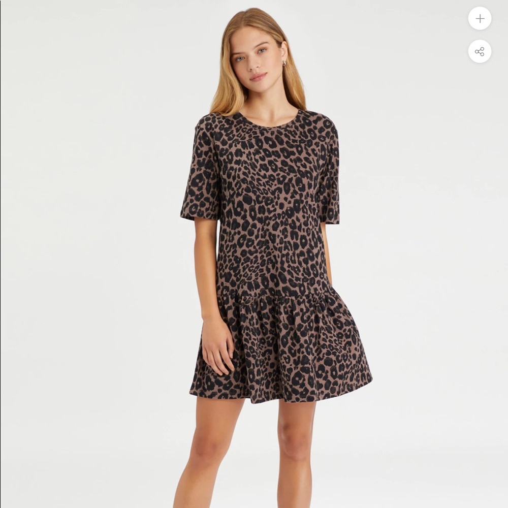 NWT SANCTUARY T-shirt dress classy mink